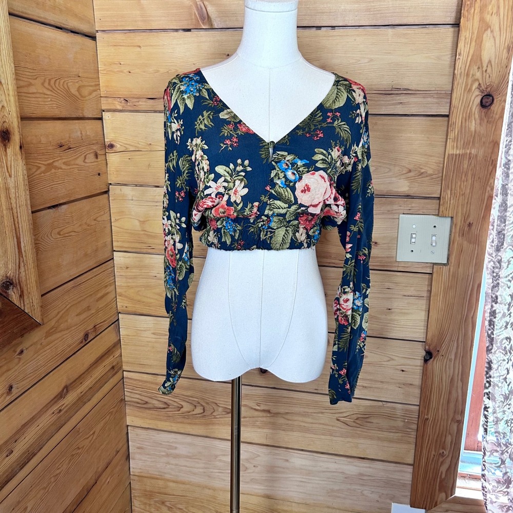 Floral Crop Top Blouse Womens Large Navy Blue Boho Smocked V-Neck H&M